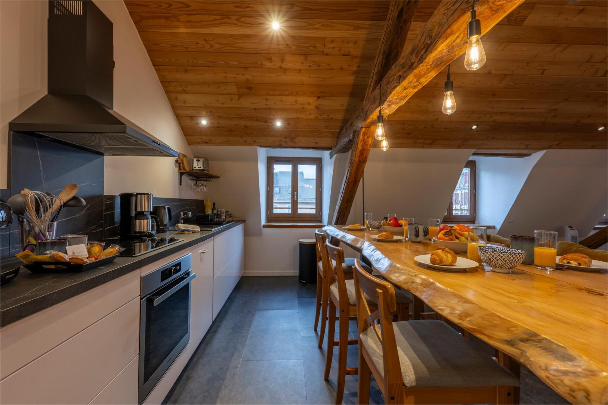 Superbe Loft - Situ Sur La Place Centrale Barcelonnette Esterno foto