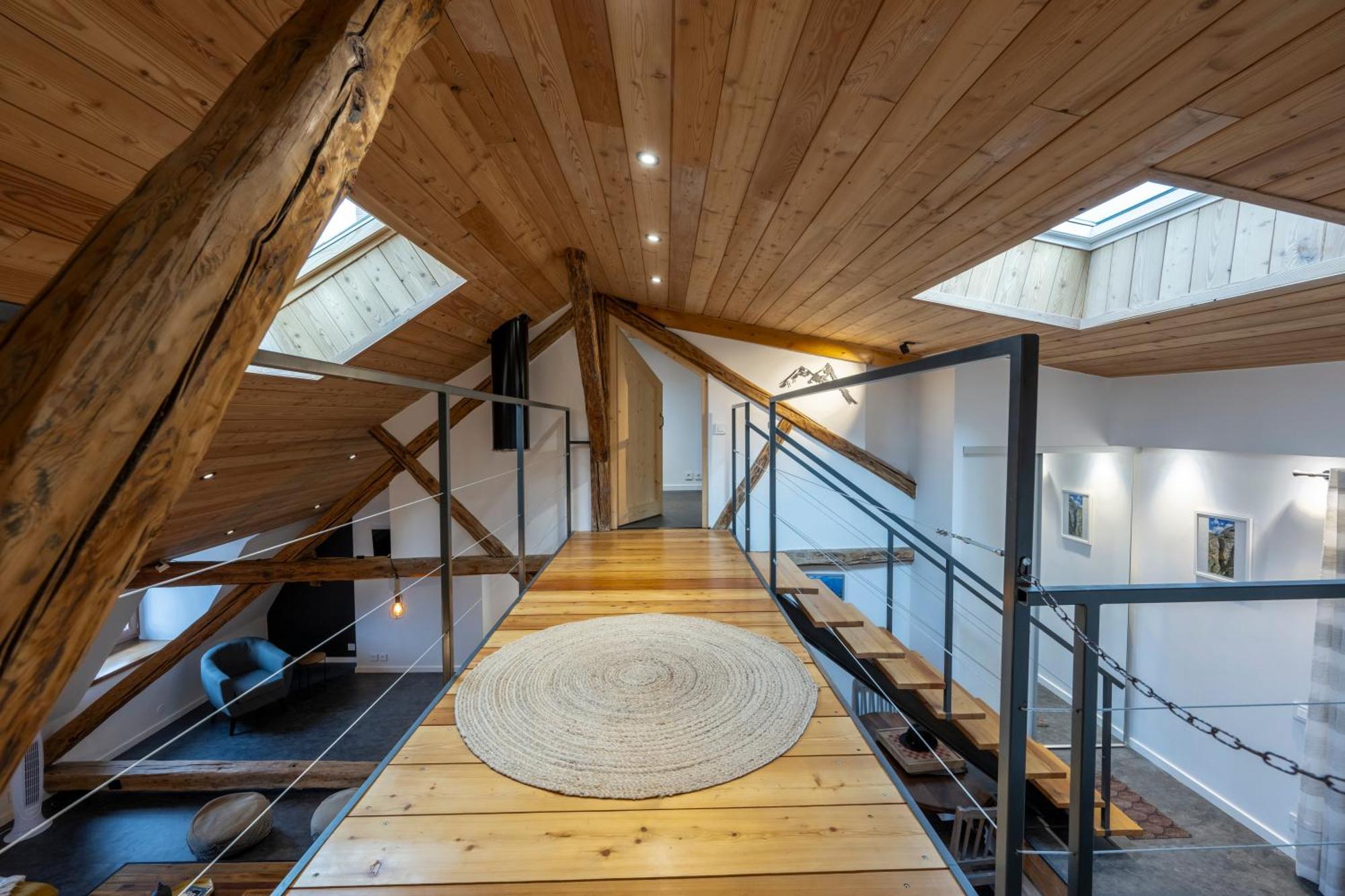 Superbe Loft - Situ Sur La Place Centrale Barcelonnette Esterno foto