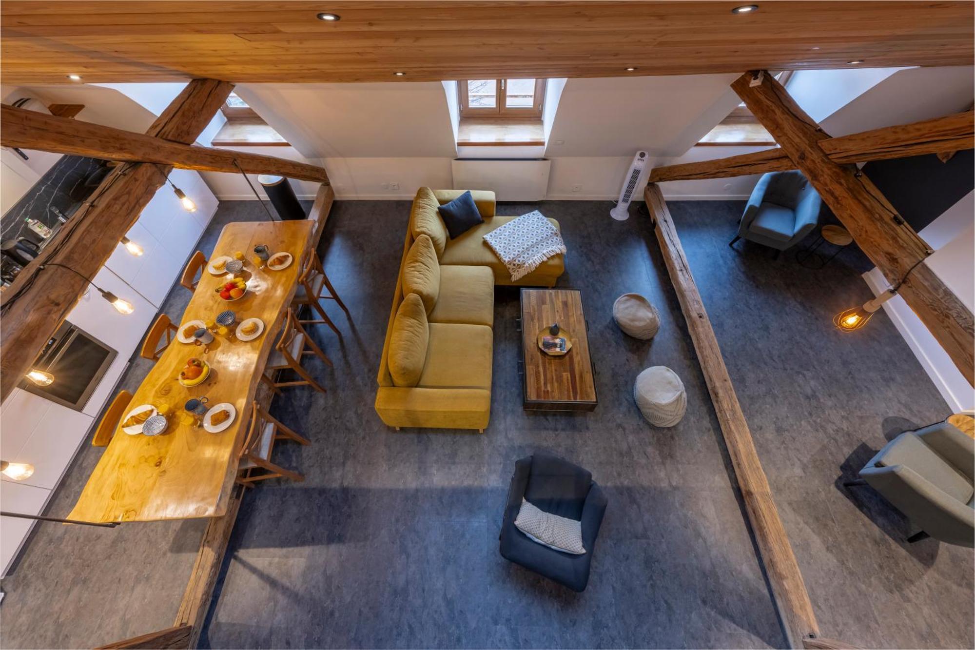 Superbe Loft - Situ Sur La Place Centrale Barcelonnette Esterno foto