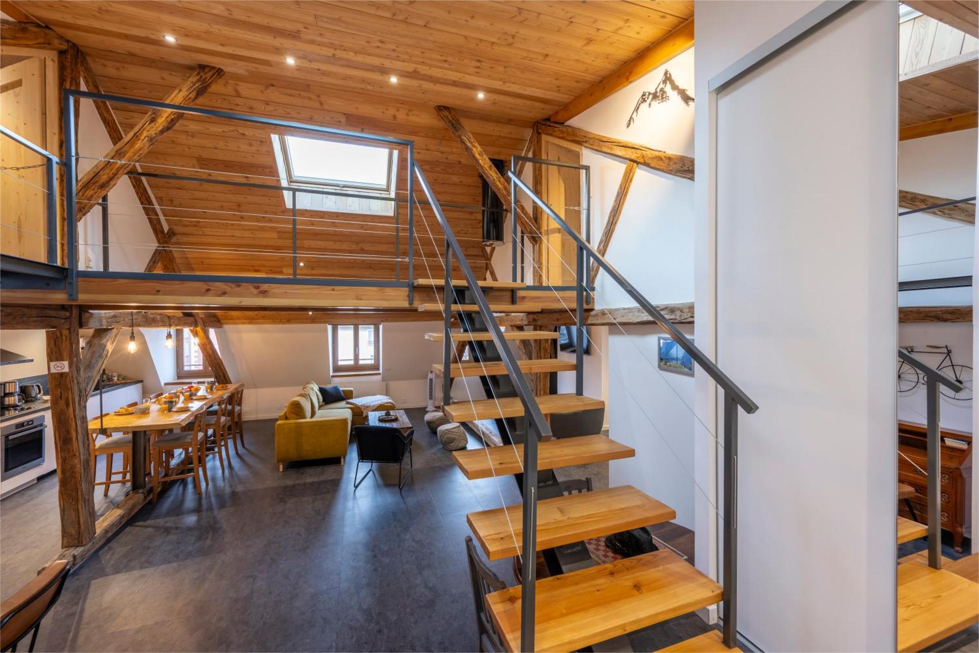 Superbe Loft - Situ Sur La Place Centrale Barcelonnette Esterno foto
